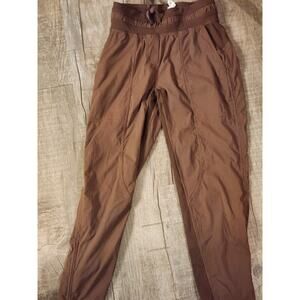 Lululemon Cropped Leggings Women's Brown S